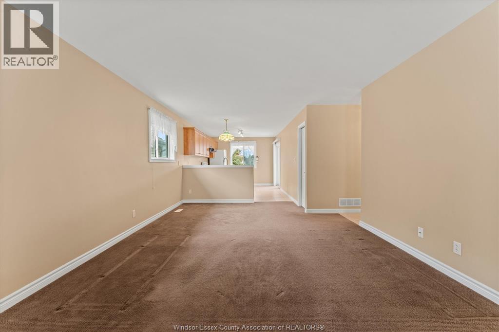 2538 Duneshill, Windsor, Ontario  N8P 1Y2 - Photo 7 - 26003959