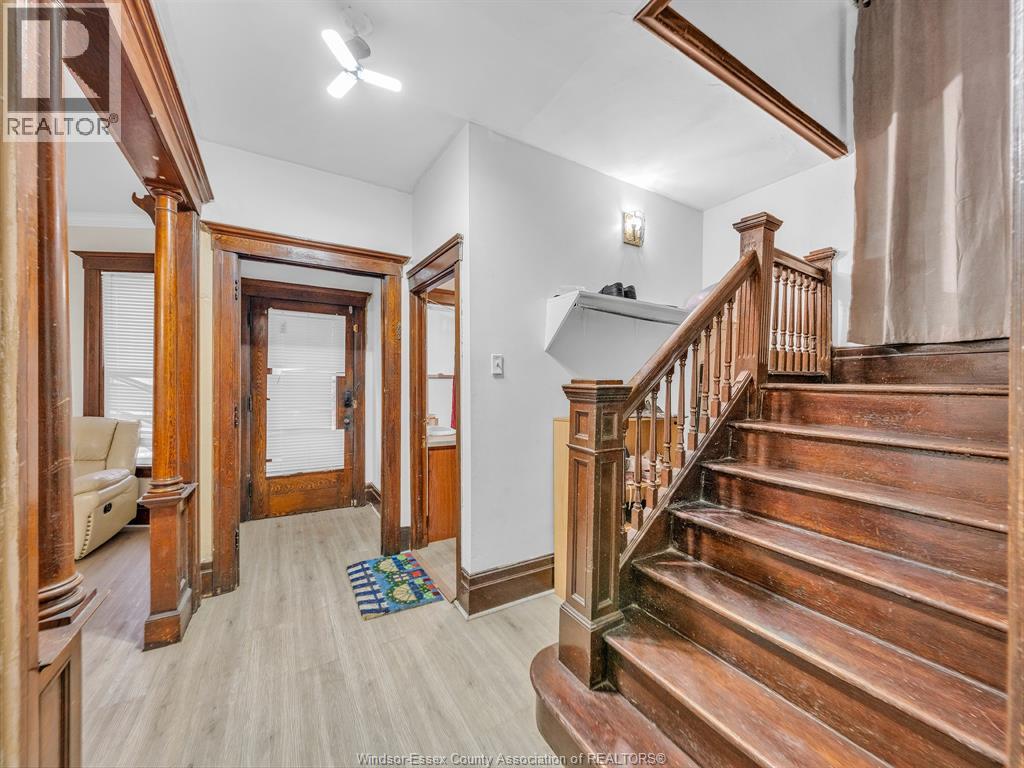 780 Dougall, Windsor, Ontario  N9A 4P8 - Photo 5 - 26003935