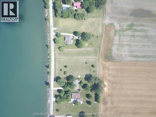 949 West Shore Road, Pelee Island, Ontario  N0R 1M0 - Photo 5 - 26004003