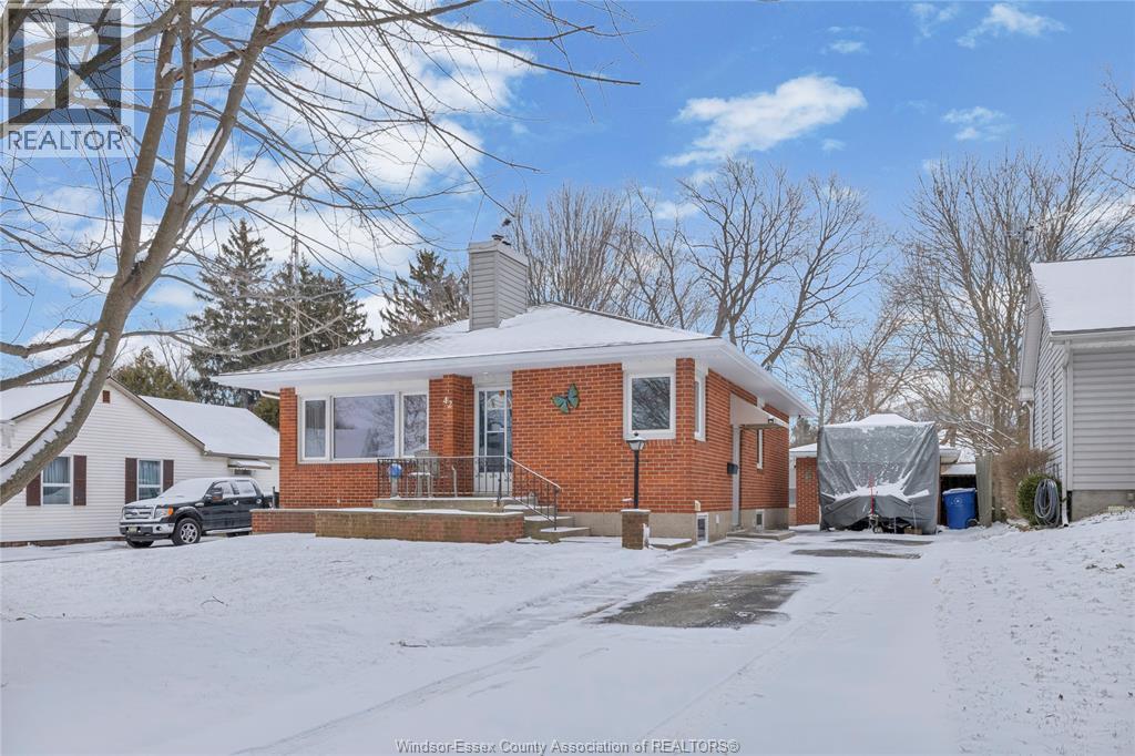 42 Grace, Leamington, Ontario  N8H 1K9 - Photo 4 - 26003995