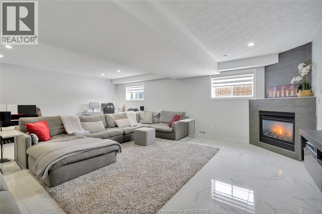 3725 Irongate, Windsor, Ontario  N8W 5T3 - Photo 24 - 26004006