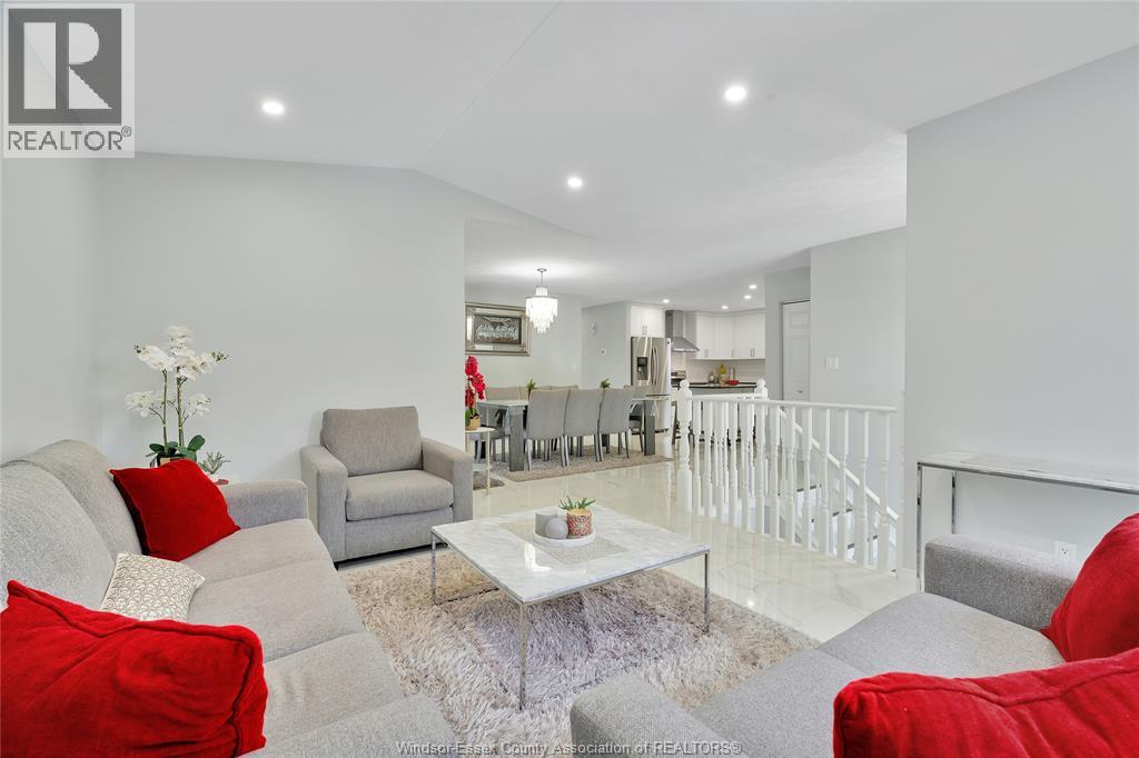 3725 Irongate, Windsor, Ontario  N8W 5T3 - Photo 6 - 26004006