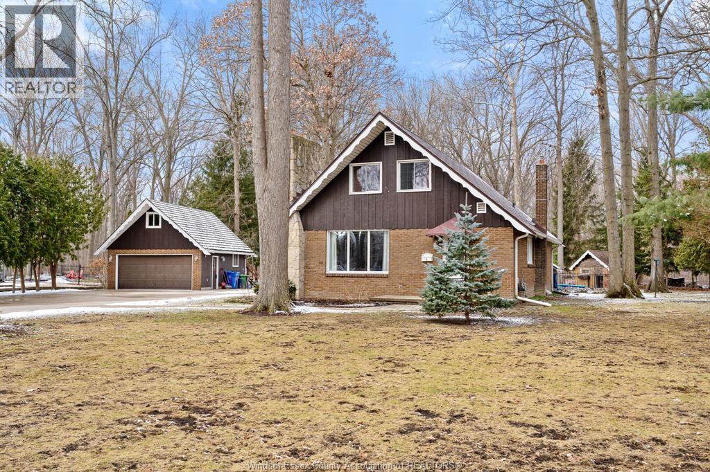 4 Oakland CRESCENT, LaSalle, Ontario