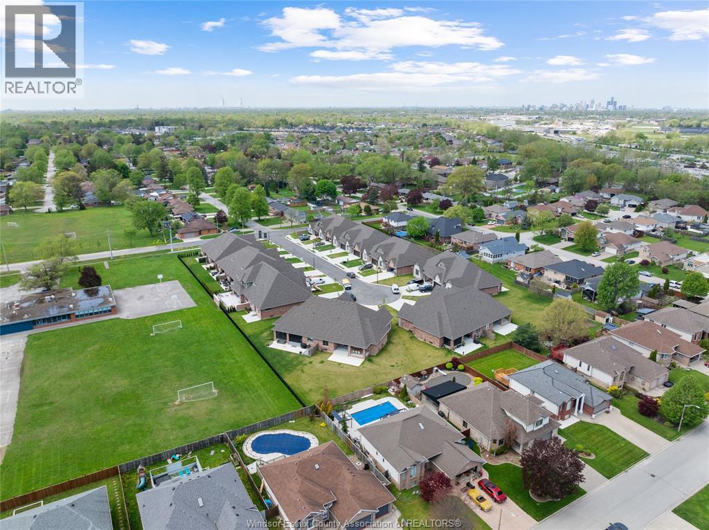 948 St. Jude Court, Windsor, Ontario  N9G 0B7 - Photo 23 - 26004034