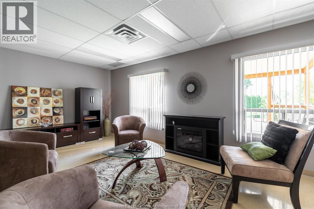 320 Village Grove Unit# 204, Tecumseh, Ontario  N8N 4X7 - Photo 24 - 26004135