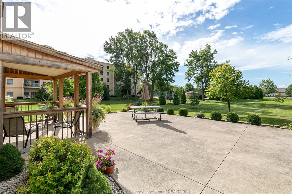 320 Village Grove Unit# 204, Tecumseh, Ontario  N8N 4X7 - Photo 27 - 26004135