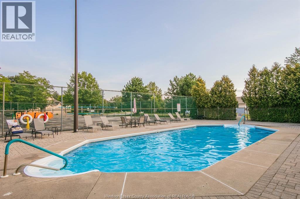 320 Village Grove Unit# 204, Tecumseh, Ontario  N8N 4X7 - Photo 30 - 26004135