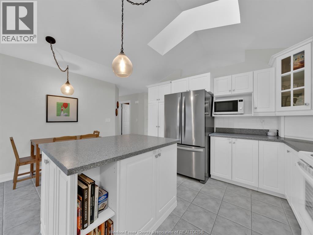 13090 Parkland Crescent, Tecumseh, Ontario  N8N 4V6 - Photo 13 - 26004133