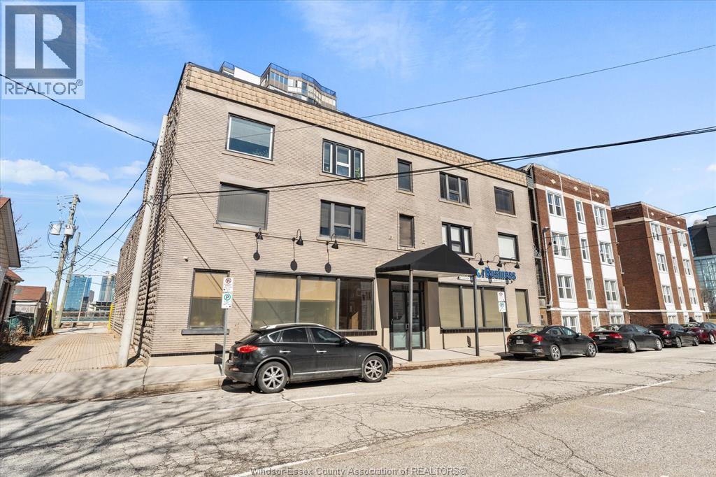 552-554 Pitt Street West, Windsor, Ontario  N9A 5M2 - Photo 3 - 26004184