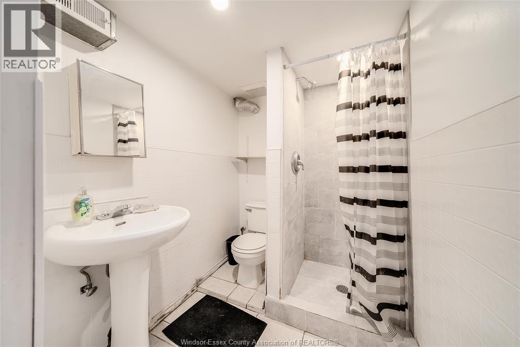 431 Randolph Unit# Lower, Windsor, Ontario  N9B 2T5 - Photo 16 - 26004264