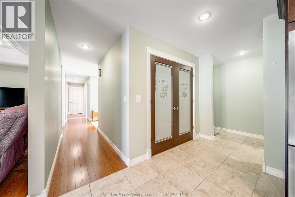 1540 Sprucewood Avenue, Lasalle, Ontario  N9J 1X4 - Photo 4 - 26004089