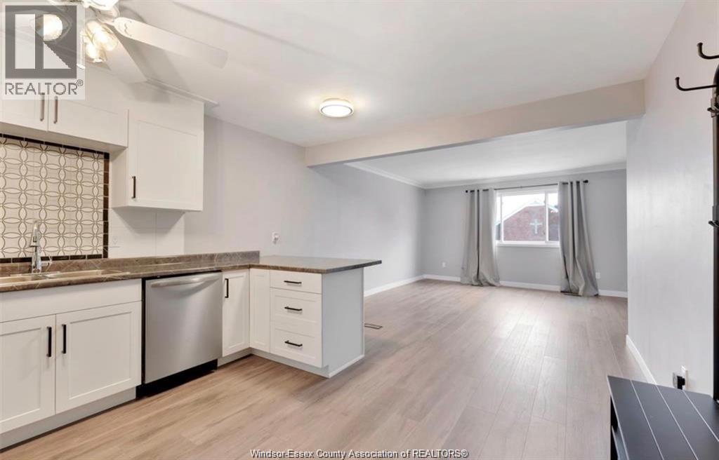 2187-2189 Howard, Windsor, Ontario  N8X 3T9 - Photo 9 - 26004267