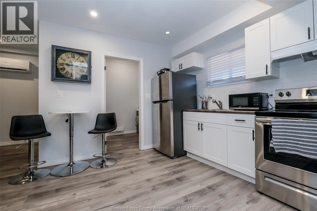 493 UNIVERSITY AVENUE West Unit# 4, Windsor, Ontario