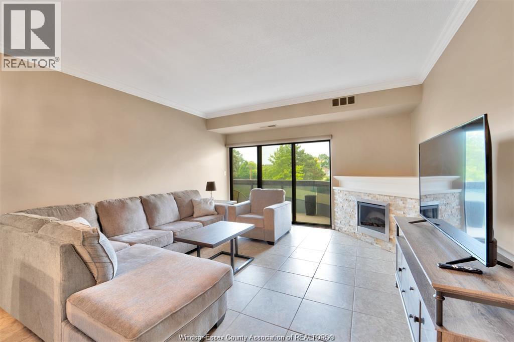 3663 Riverside Drive East Unit# 203, Windsor, Ontario  N8Y 4V3 - Photo 7 - 26004282