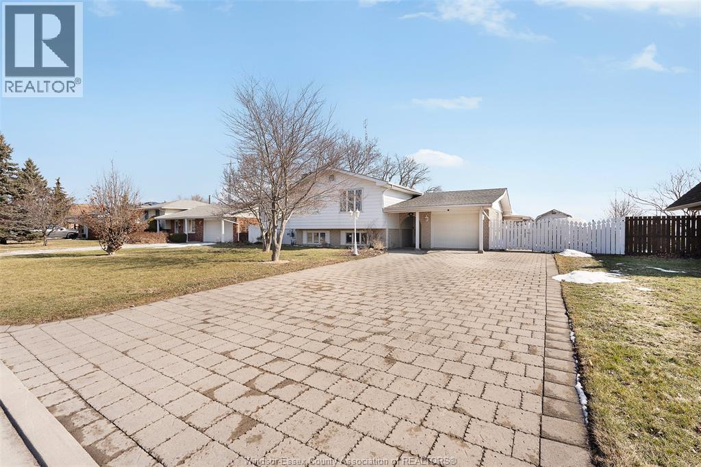 26 Lawson, Tilbury, Ontario  N0P 2L0 - Photo 2 - 26004263