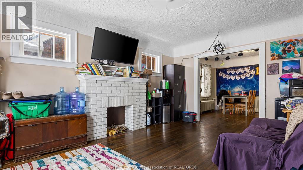2165-2167 Dougall Avenue, Windsor, Ontario  N8X 1S5 - Photo 4 - 26004245