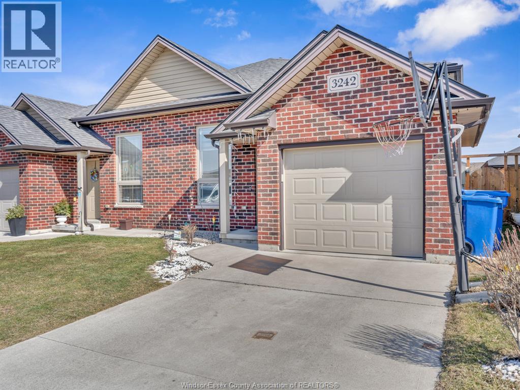 3242 Seville, Windsor, Ontario  N8N 0A2 - Photo 3 - 26004258