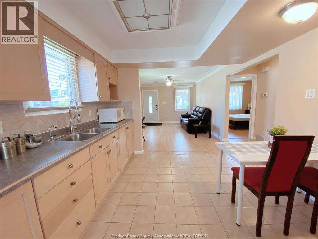 849 Dougall Avenue Unit# Main, Windsor, Ontario  N9A 4R3 - Photo 7 - 26004298