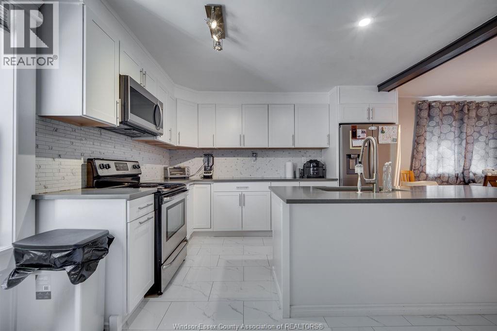 1154 Gladstone, Windsor, Ontario  N9A 2S1 - Photo 7 - 26004330