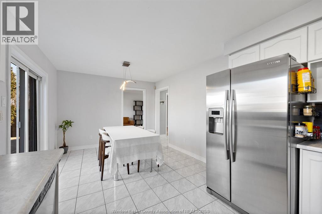 182 Eveleigh, Windsor, Ontario  N9E 4M3 - Photo 13 - 26004322