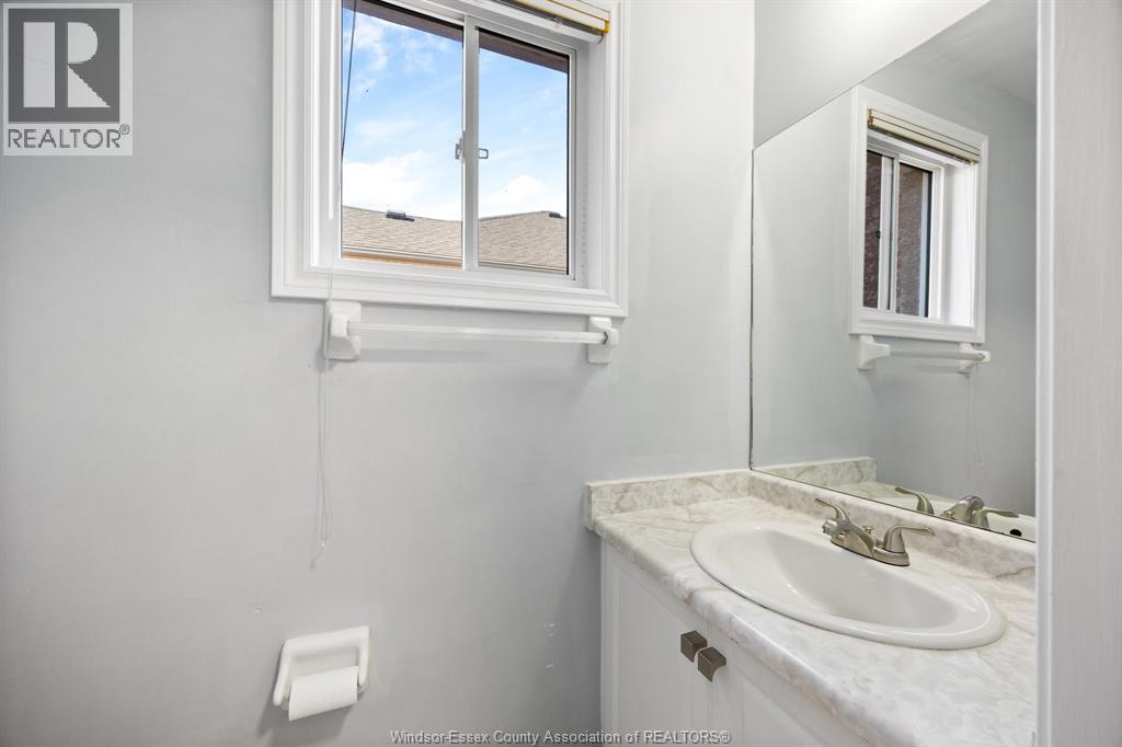 182 Eveleigh, Windsor, Ontario  N9E 4M3 - Photo 14 - 26004322