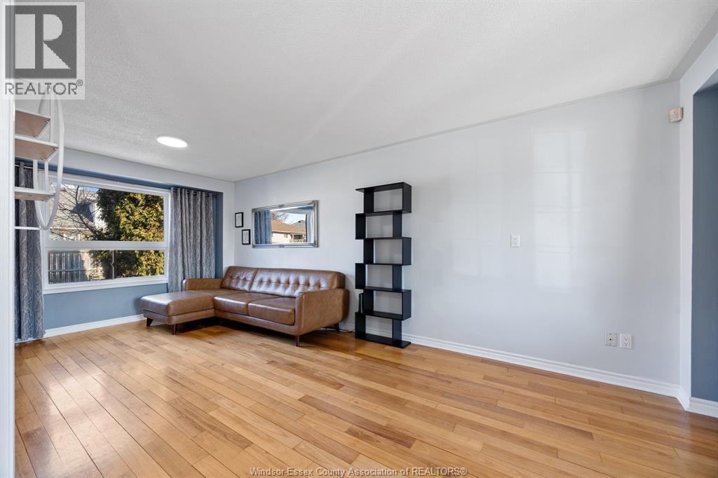 182 Eveleigh, Windsor, Ontario  N9E 4M3 - Photo 5 - 26004322