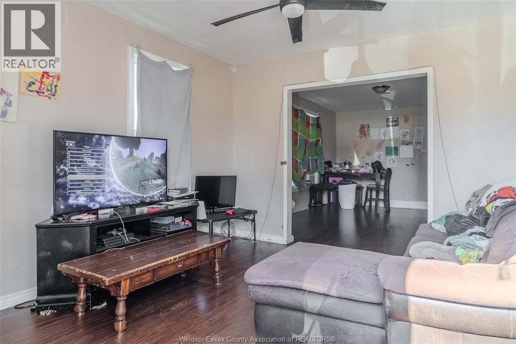 948 Tecumseh Boulevard West, Windsor, Ontario  N8X 1H6 - Photo 3 - 26004420