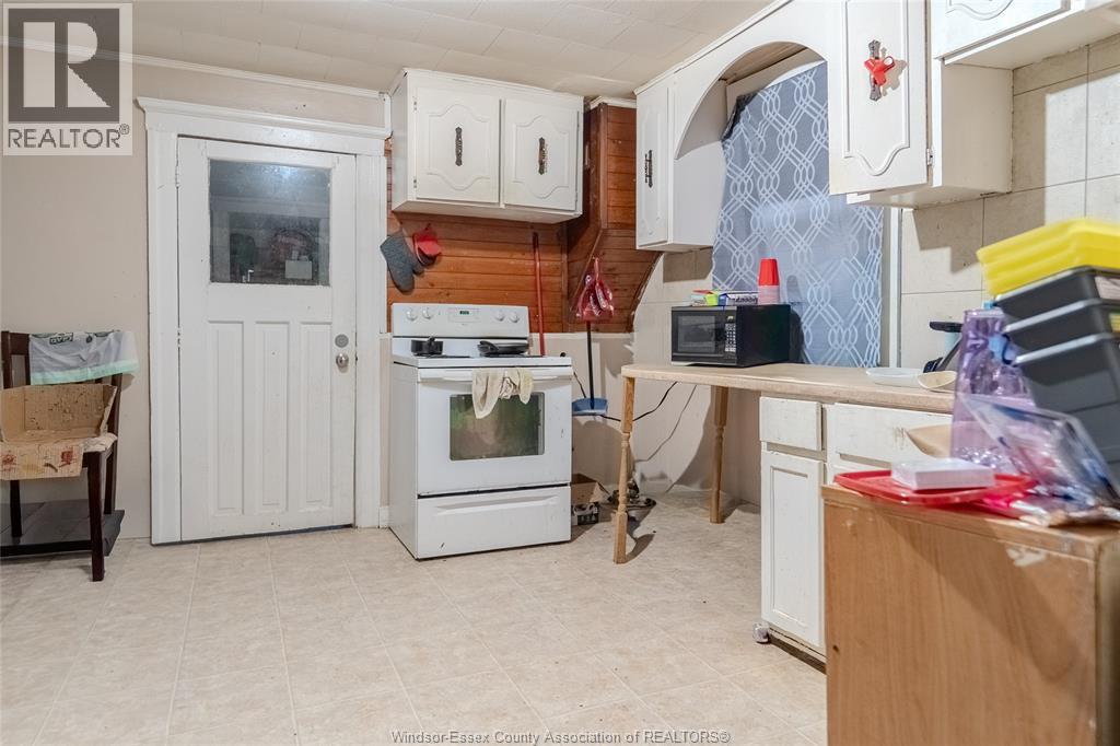 948 Tecumseh Boulevard West, Windsor, Ontario  N8X 1H6 - Photo 6 - 26004420