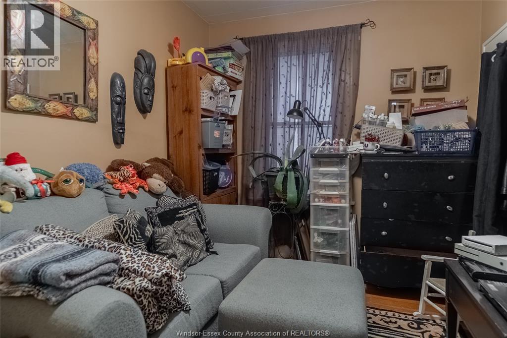 1341-43 Benjamin Avenue, Windsor, Ontario  N8X 3L3 - Photo 10 - 26004418