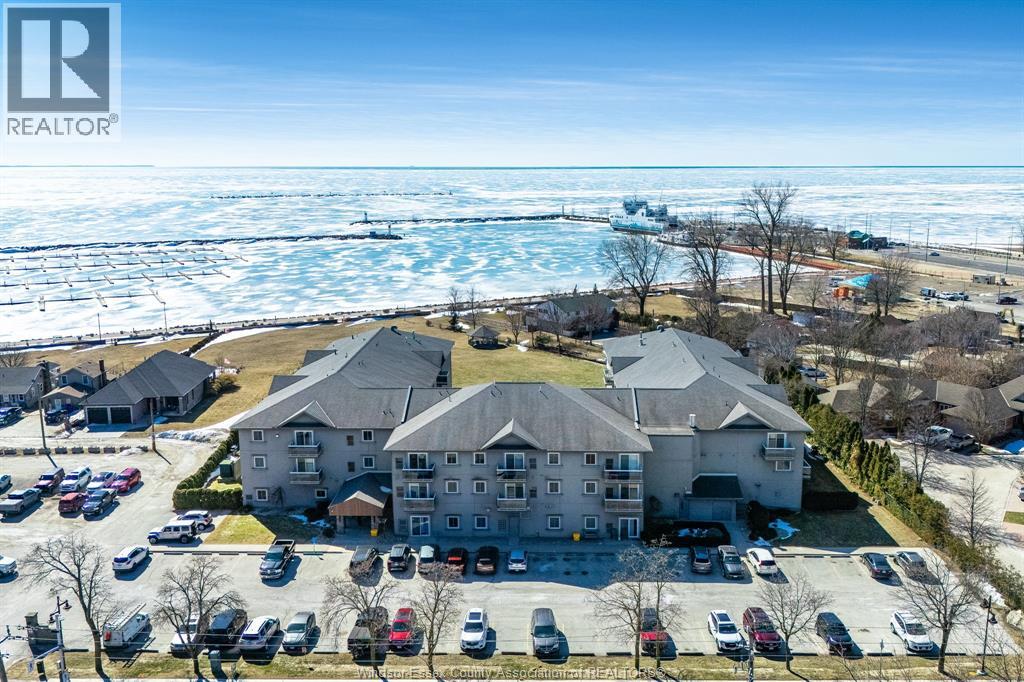 44 Robson ROAD Unit# 316, Leamington, Ontario