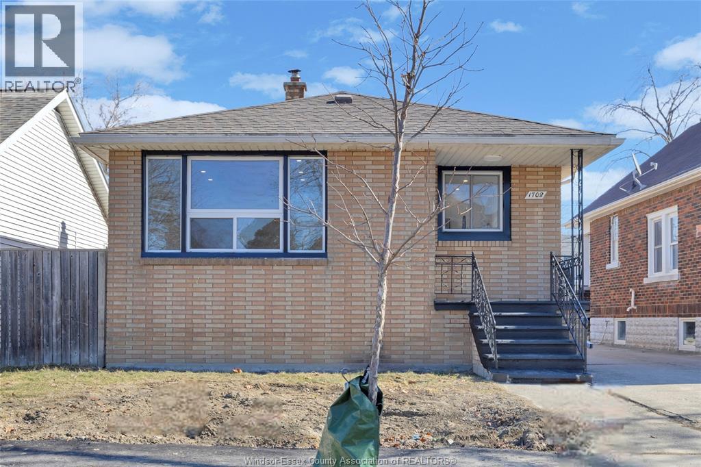 1708 ST. LUKE, Windsor, Ontario