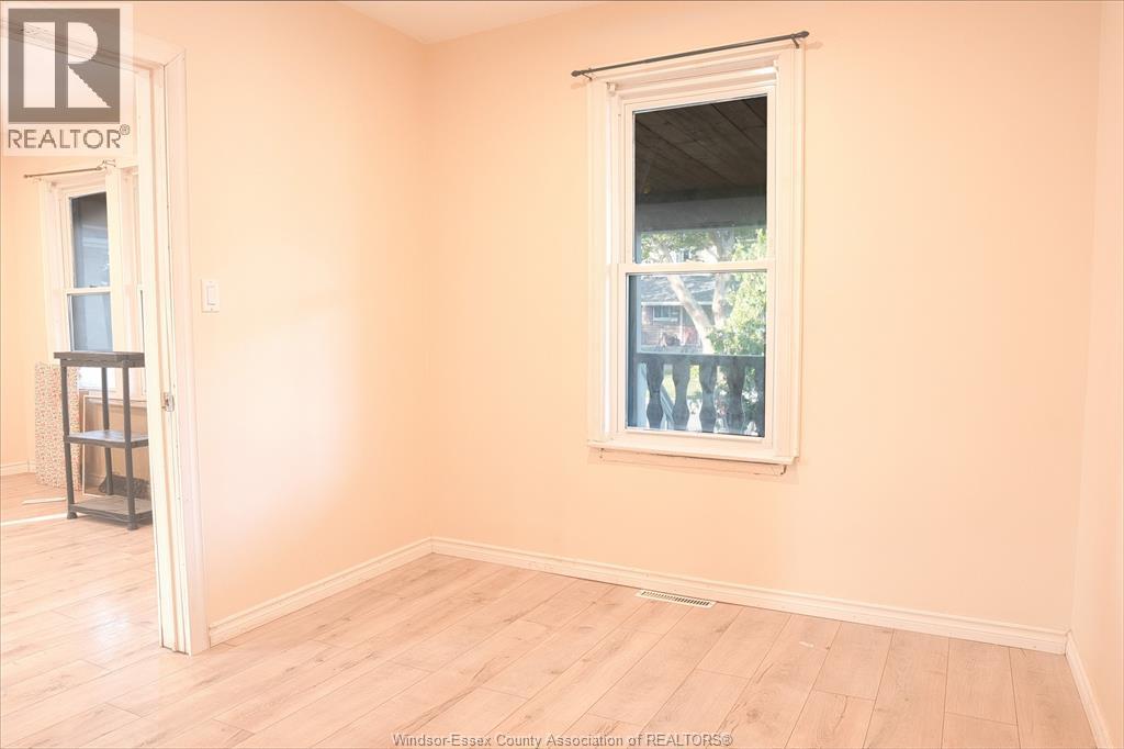 1025 Curry Avenue, Windsor, Ontario  N9B 2A6 - Photo 4 - 26004424
