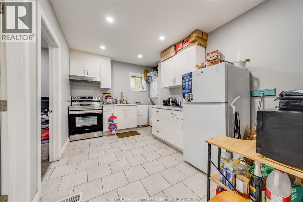 658 Tournier, Windsor, Ontario  N9C 3H2 - Photo 16 - 26004577