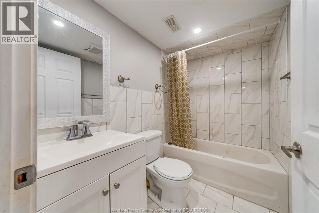 658 Tournier, Windsor, Ontario  N9C 3H2 - Photo 19 - 26004577
