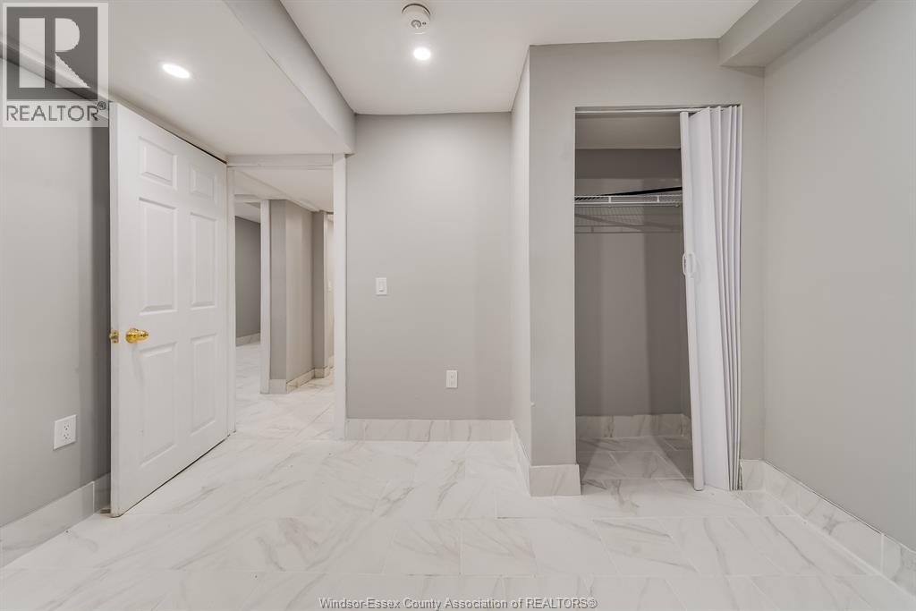 658 Tournier, Windsor, Ontario  N9C 3H2 - Photo 6 - 26004577