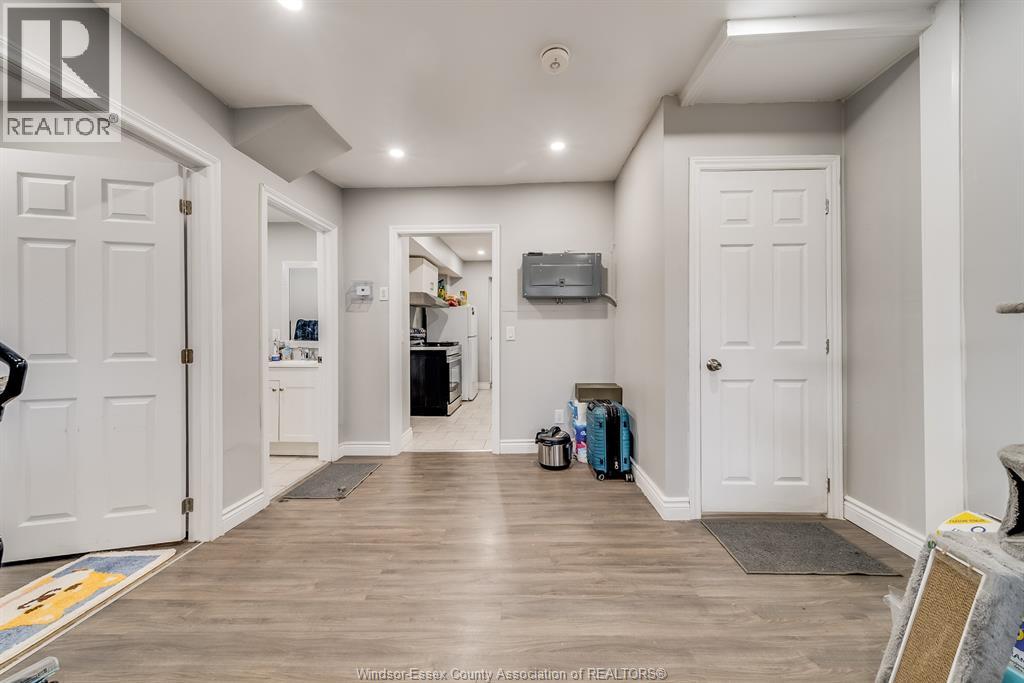 658 Tournier, Windsor, Ontario  N9C 3H2 - Photo 12 - 26004571
