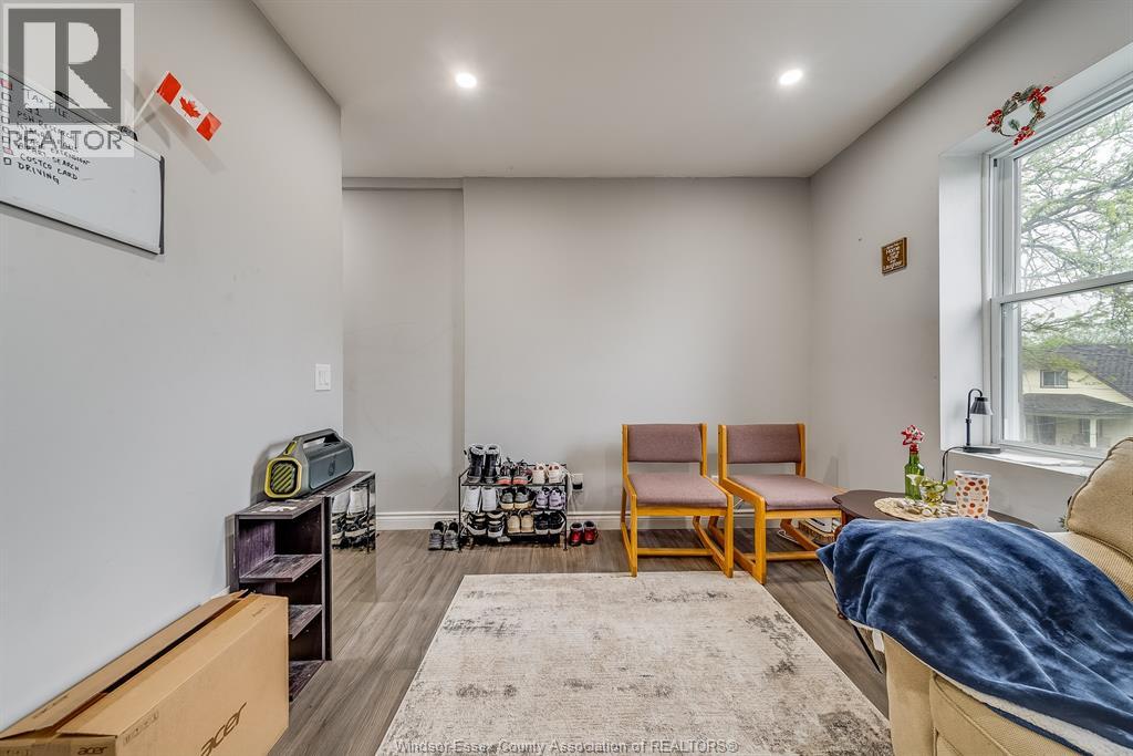 658 Tournier, Windsor, Ontario  N9C 3H2 - Photo 4 - 26004571