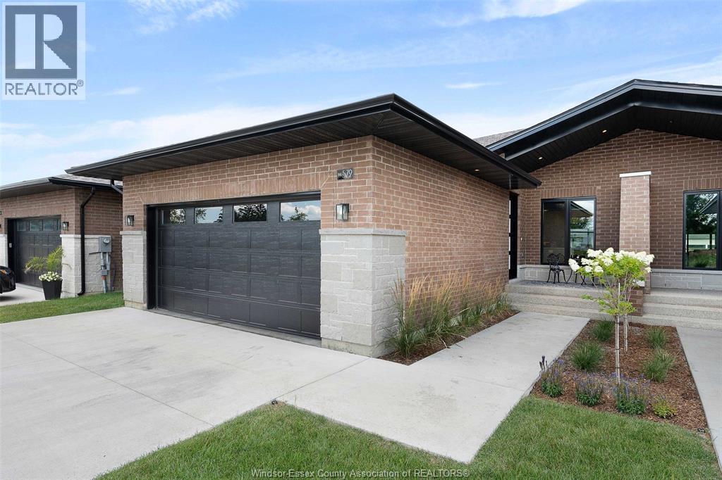 572 Lily Mac Boulevard, Windsor, Ontario  N6E 3N7 - Photo 2 - 26004563