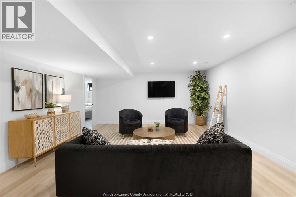 572 Lily Mac Boulevard, Windsor, Ontario  N6E 3N7 - Photo 43 - 26004563