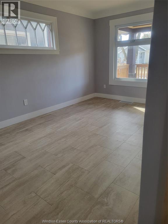 1524 Lincoln Unit# Lower, Windsor, Ontario  N8Y 2J4 - Photo 3 - 26004631