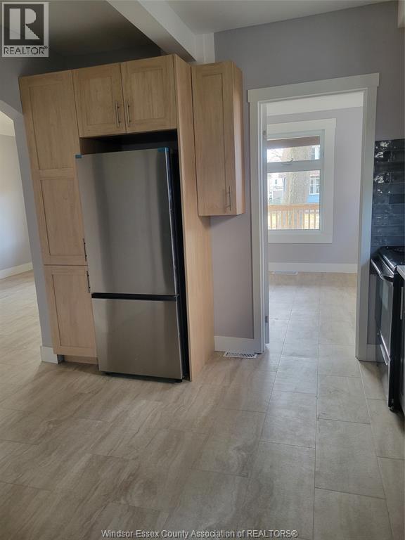 1524 Lincoln Unit# Lower, Windsor, Ontario  N8Y 2J4 - Photo 6 - 26004631