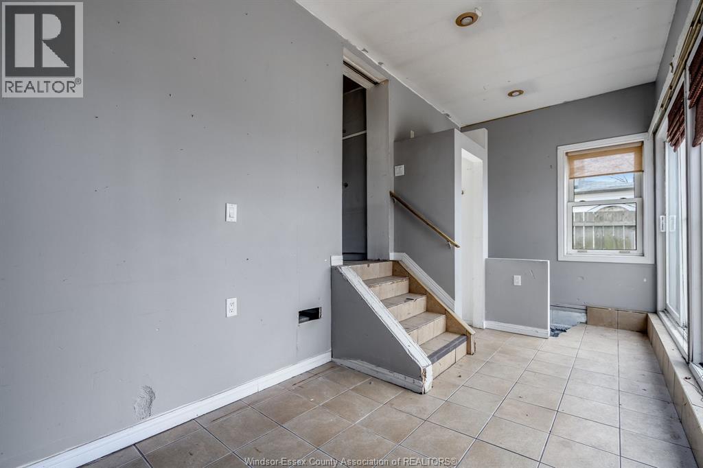 1541 Albert, Windsor, Ontario  N8Y 3R3 - Photo 8 - 26004633