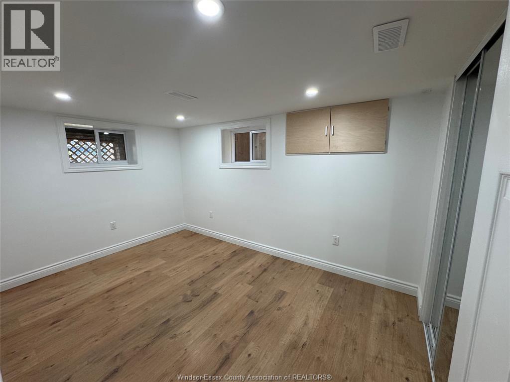 1060 Langlois, Windsor, Ontario  N9A 2H5 - Photo 11 - 26004511