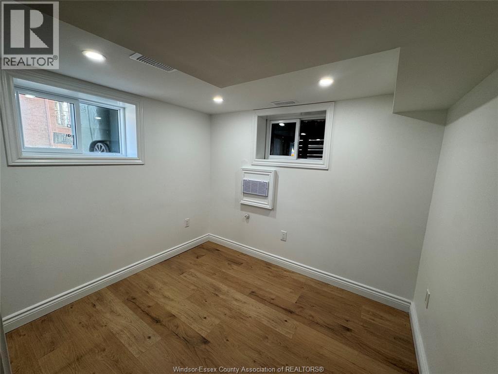 1060 Langlois, Windsor, Ontario  N9A 2H5 - Photo 12 - 26004511
