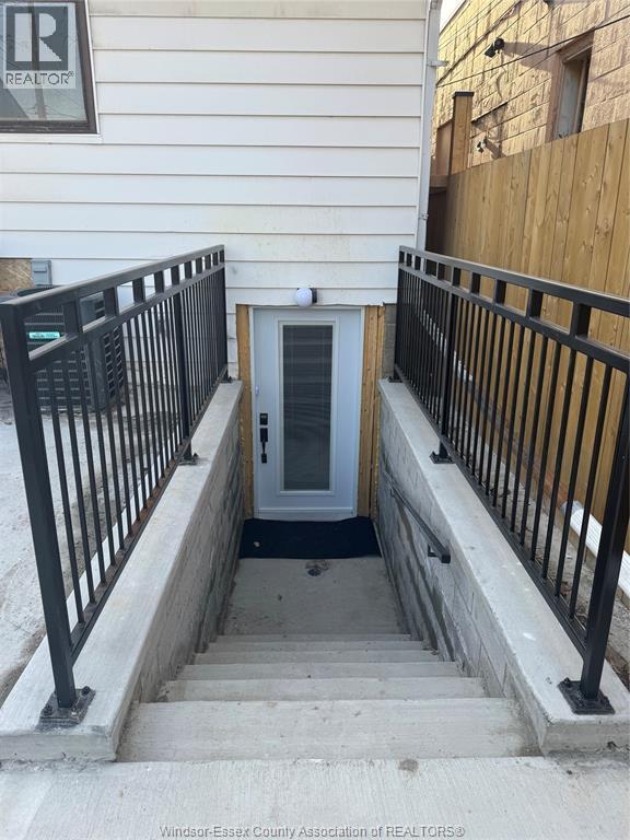 1060 Langlois, Windsor, Ontario  N9A 2H5 - Photo 14 - 26004511