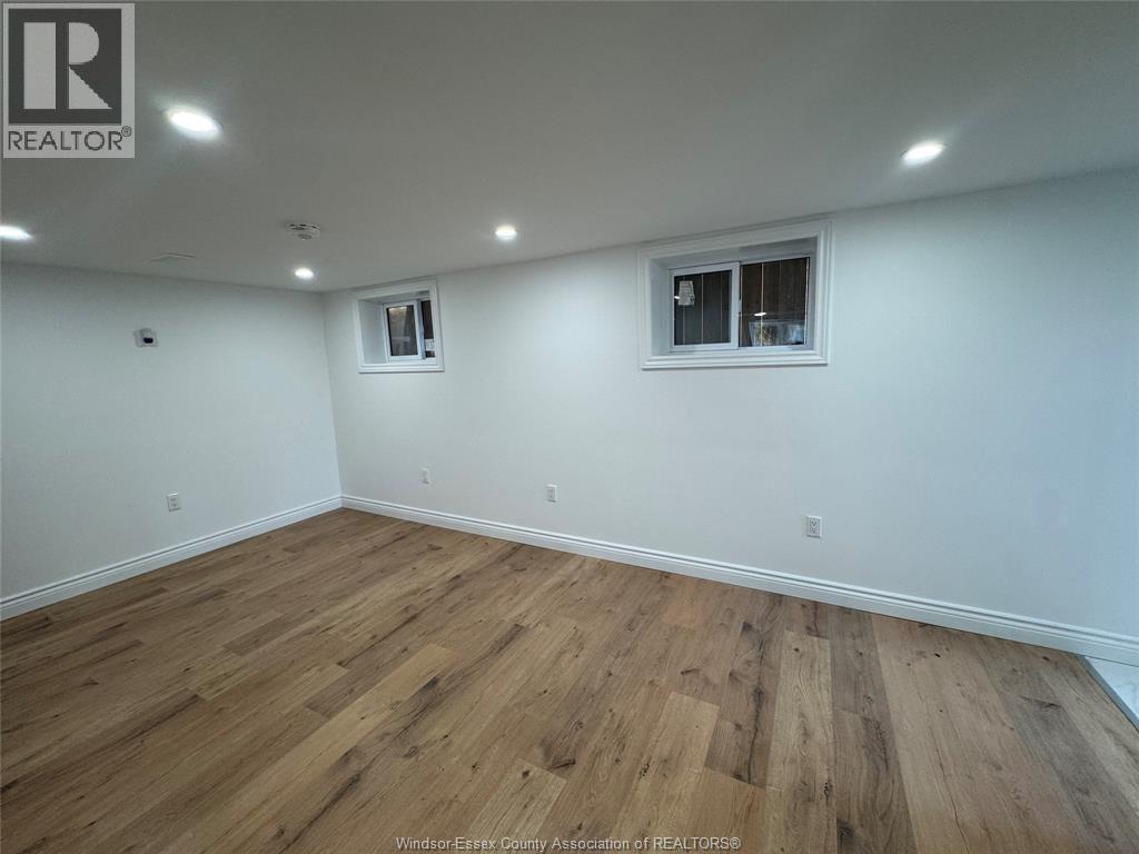 1060 Langlois, Windsor, Ontario  N9A 2H5 - Photo 6 - 26004511