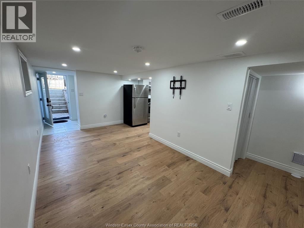 1060 Langlois, Windsor, Ontario  N9A 2H5 - Photo 7 - 26004511