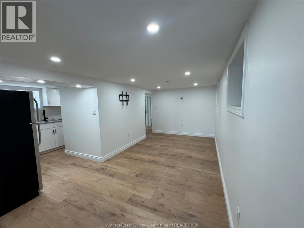1060 Langlois, Windsor, Ontario  N9A 2H5 - Photo 8 - 26004511