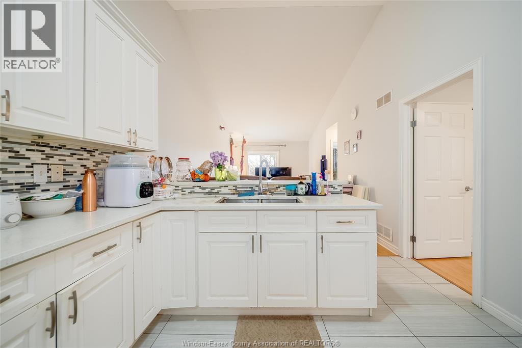 1559 Chateau Avenue Unit# Upper, Windsor, Ontario  N8P 1M3 - Photo 13 - 26004441