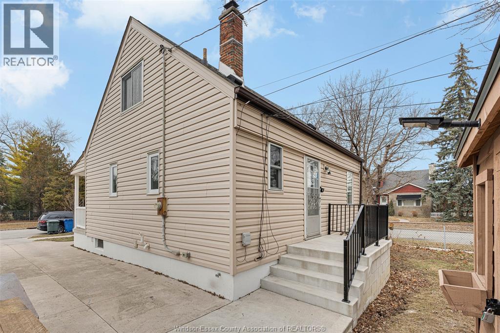 1402 Arthur Road, Windsor, Ontario  N8Y 3Y7 - Photo 22 - 26004670